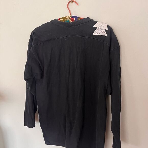 1980’s vintage women’s black bedazzled sweat shirt - Picture 5 of 5
